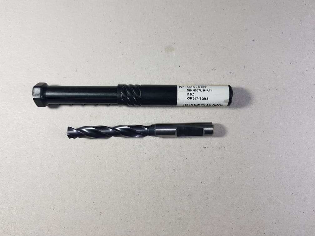 Gühring 5615 Çap = 9mm Karbür Matkap 5XDc