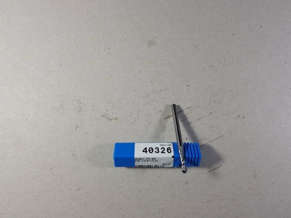 Kyocera Sgs 40326 2Fl Çap 3.5mm  R1.75mm  Küre Karbür Freze