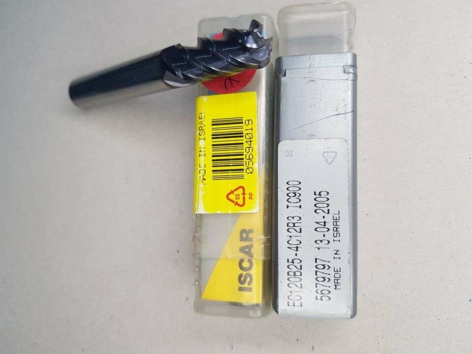 Iscar Ec120B25-4C12  çap 12 R3 Ic 900  Karbür Freze