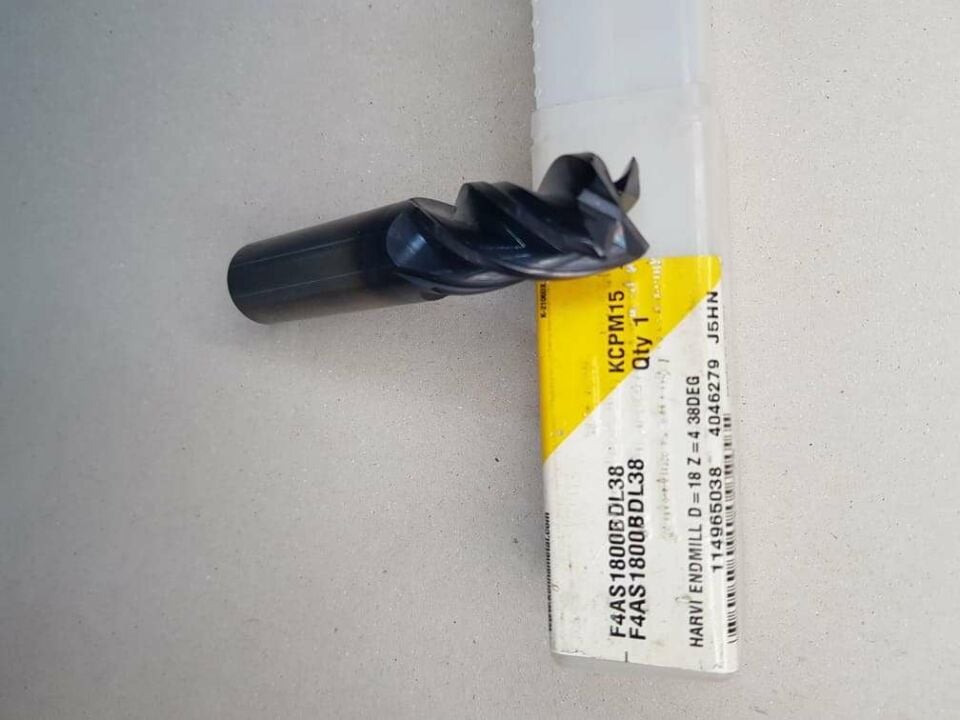 Kennametal HARVI™ I  F4As1800Bdl38 Kcpm15 18mm R0.5 Karbür Freze