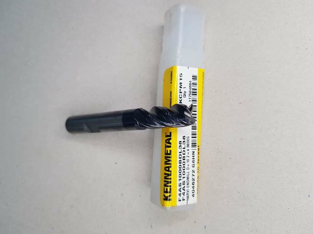 Kennametal HARVI™ I F4As1000Bdl38 Kcpm15 10mm R0.5 Karbür Freze 55HRC