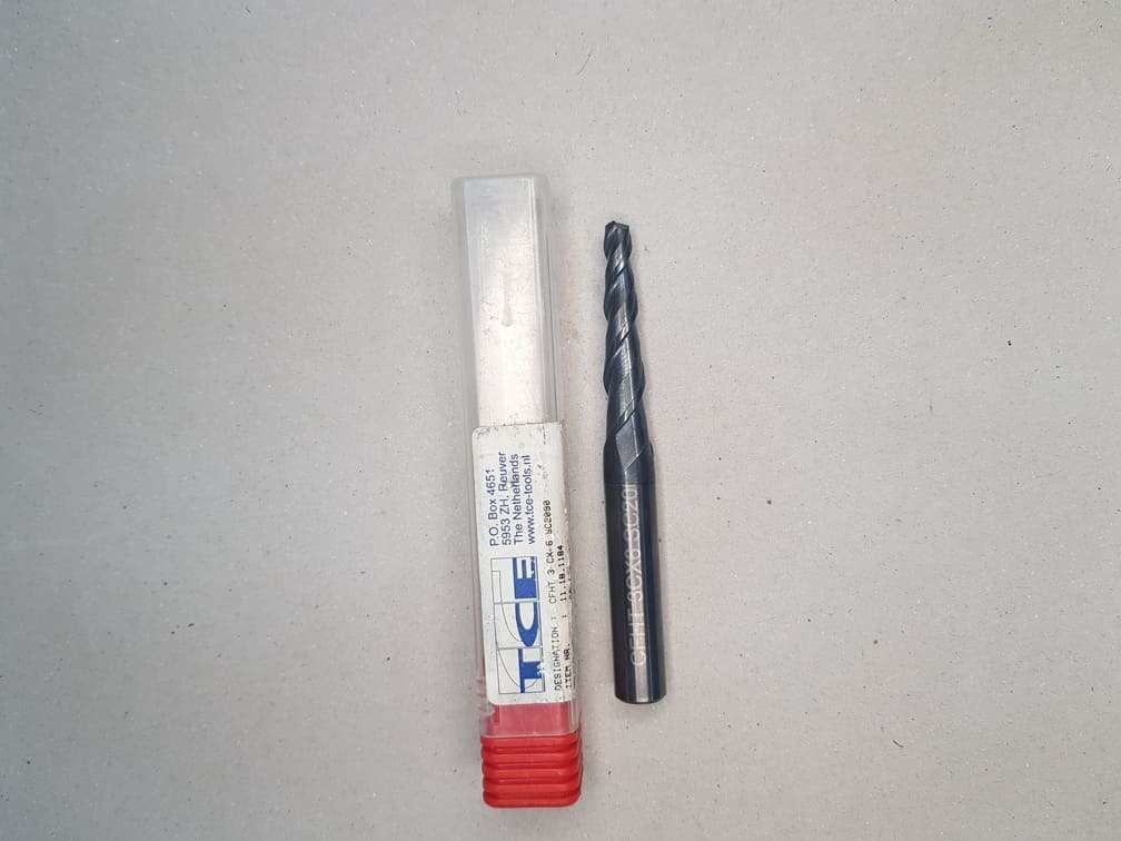 Tce CFHT 3CX6 SC2090 3*(Derece)  D1=5mm 40X90mm  D2=10mm  Konik Karbür Freze