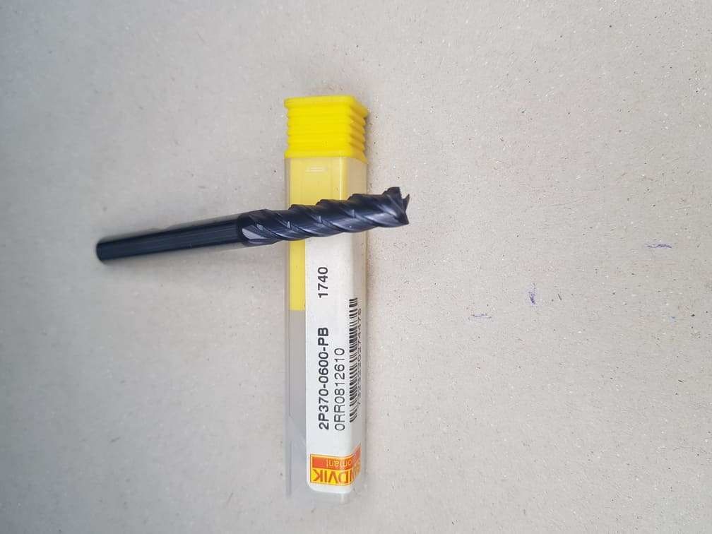 Sandvik 2P370-0600-Pb 1740 D=6mm Karbür  Freze High Feed  Coromill