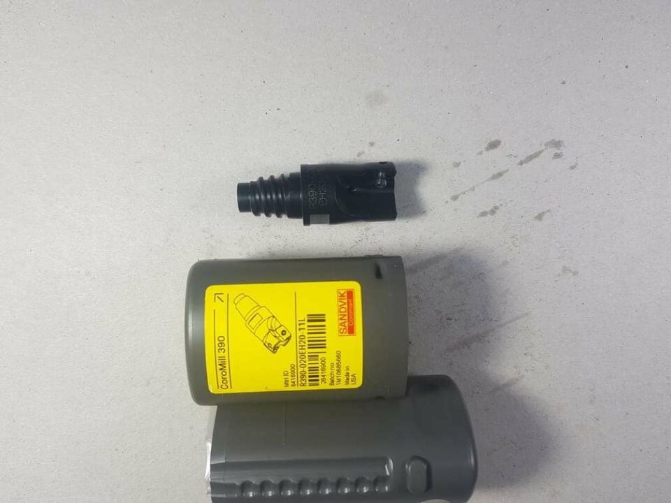 Sandvik R390-020EH20-11L